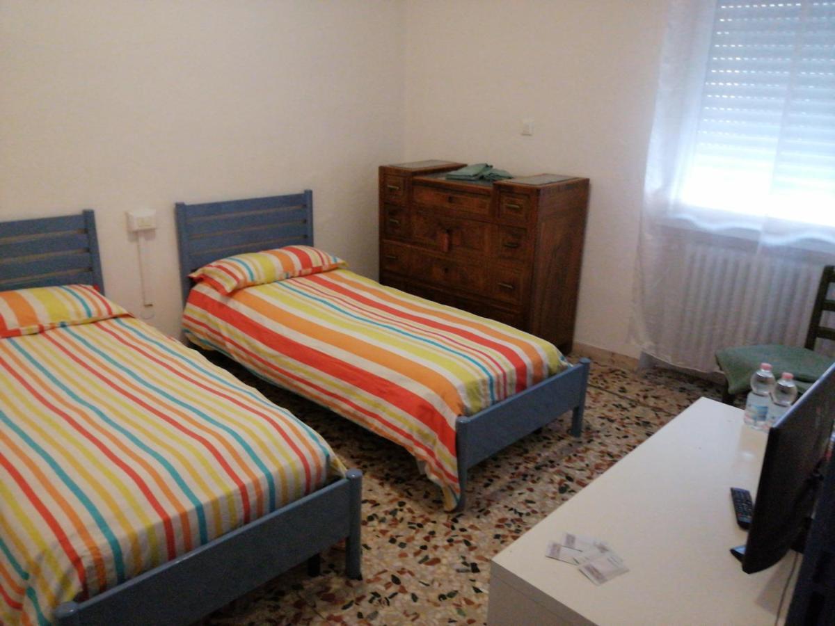 Affittacamere Fiore Imola Luaran gambar